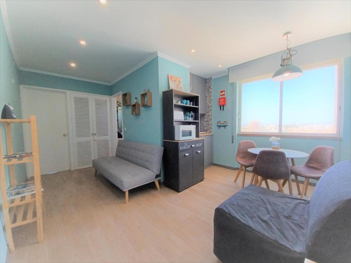 Tarik Beach Apartment ปอร์ติเมา ภายนอก รูปภาพ